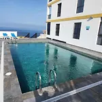 Playa La Arena Puerto de Santiago (Tenerife)